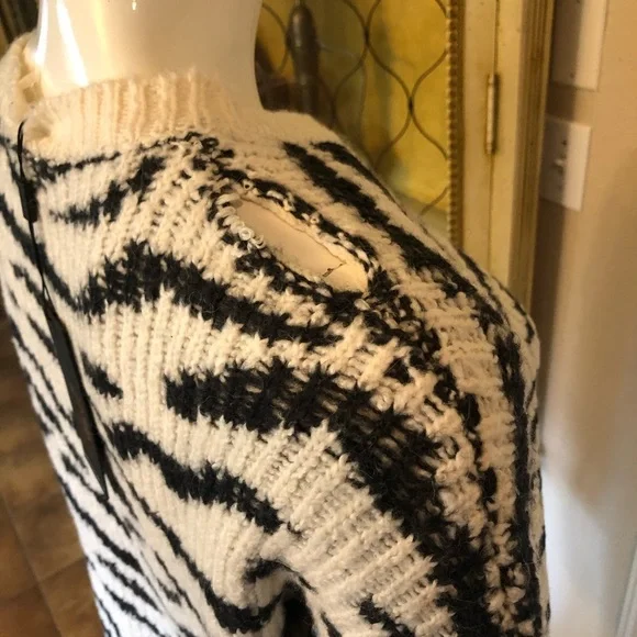 New Line the Label Knit Sweater in Equine Sz S - Picture 10 of 12